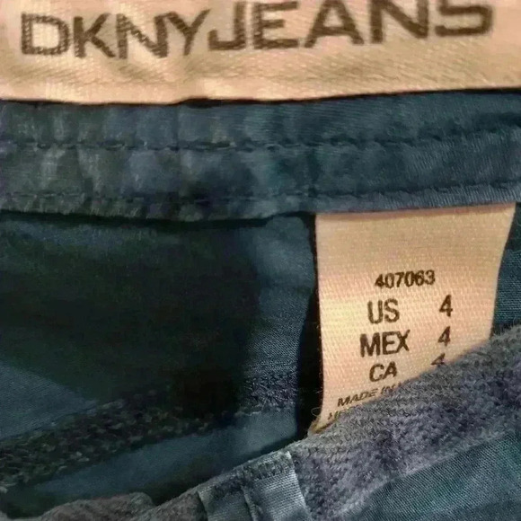 Dkny  capris - Picture 4 of 5